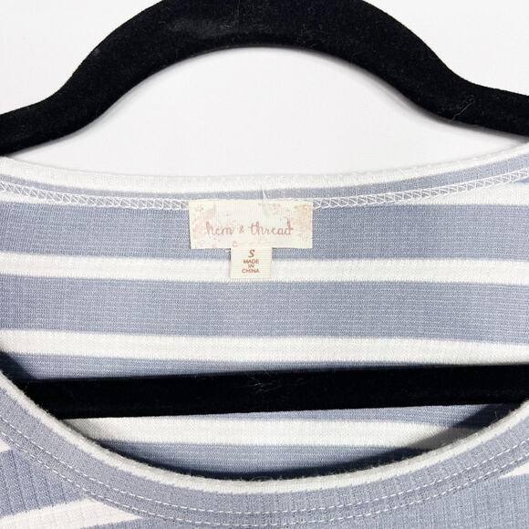 Hem & Thread Small S Blue White Striped Long Sleeve Cinch Hem Long Bell Sleeves - Picture 6 of 9